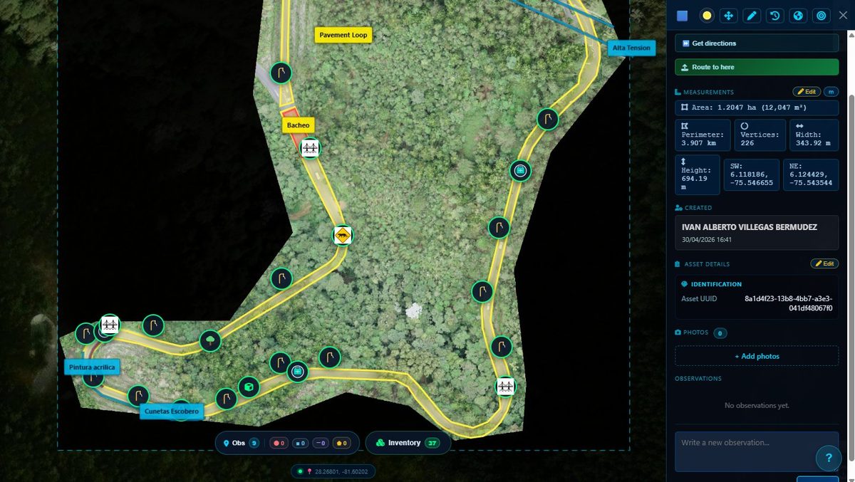 Vista del proyecto El Escobero en InfraOpera: mapa aéreo con observaciones georreferenciadas, vías, alta tensión y zonas de bacheo